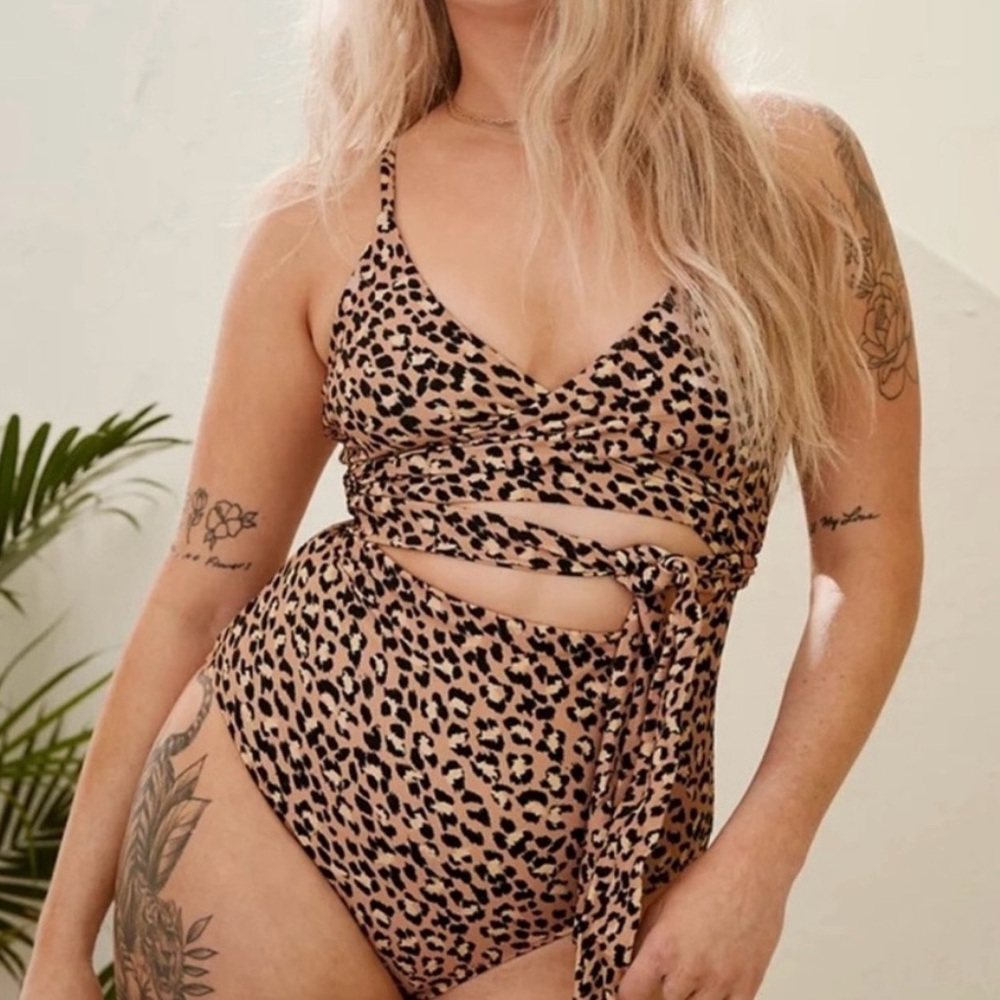 Aerie Raw Sienna Leopard Wrap Tie Full Coverage One Piece Swimsuit Womens Medium